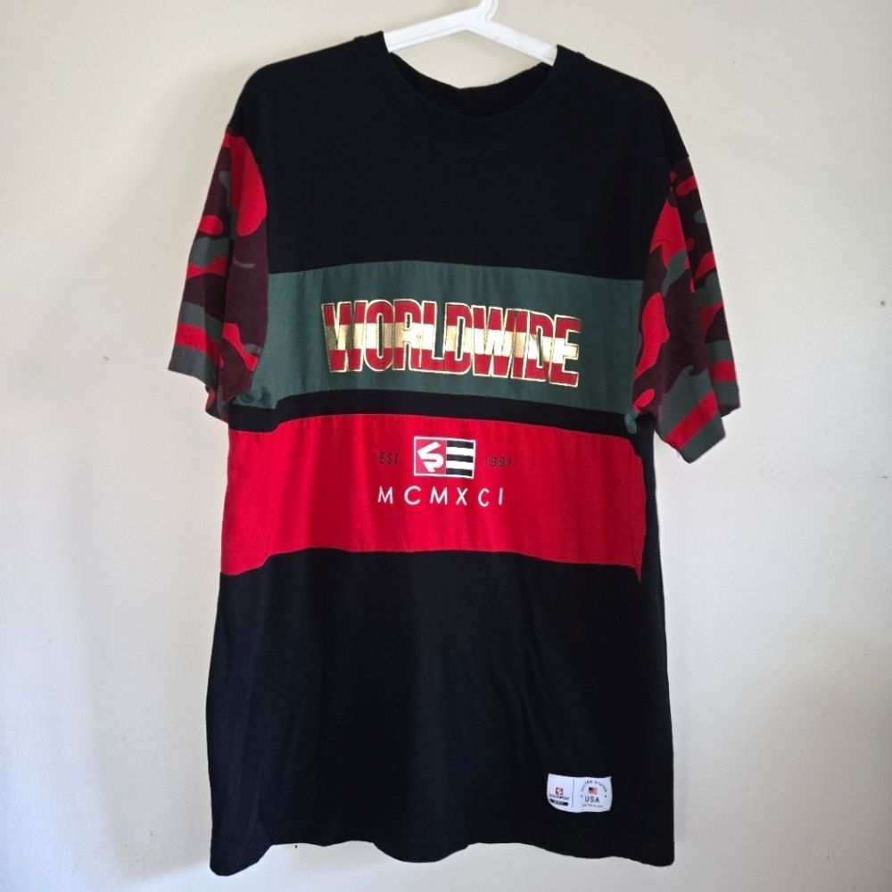 Southpole Worldwide Colorblock Camo Graphic T Shirt Black Red XL